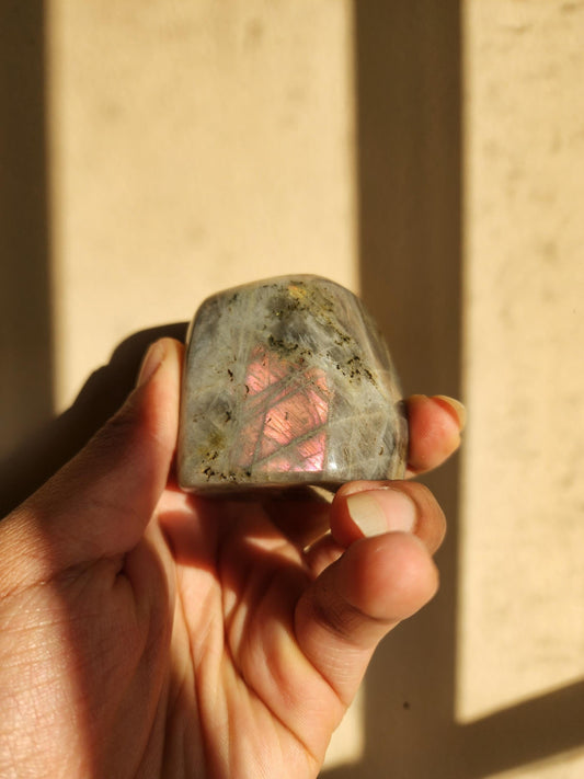 Free-form Labradorite Crystal (Intense Orange Flashing) - Polished Gemstone - Healing Crystal - Multicolored Gemstone